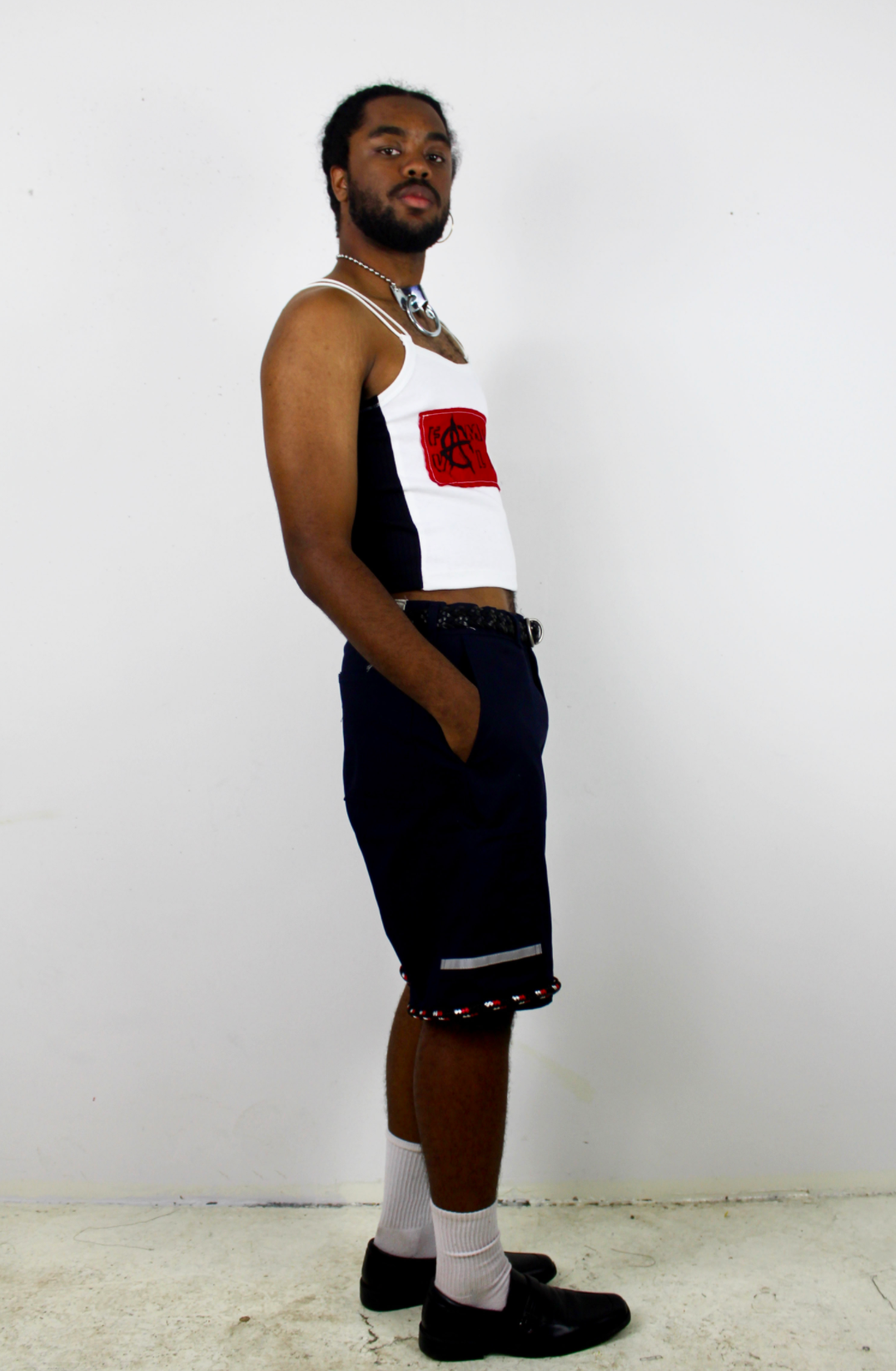 FV Logo B&W Crop Tank